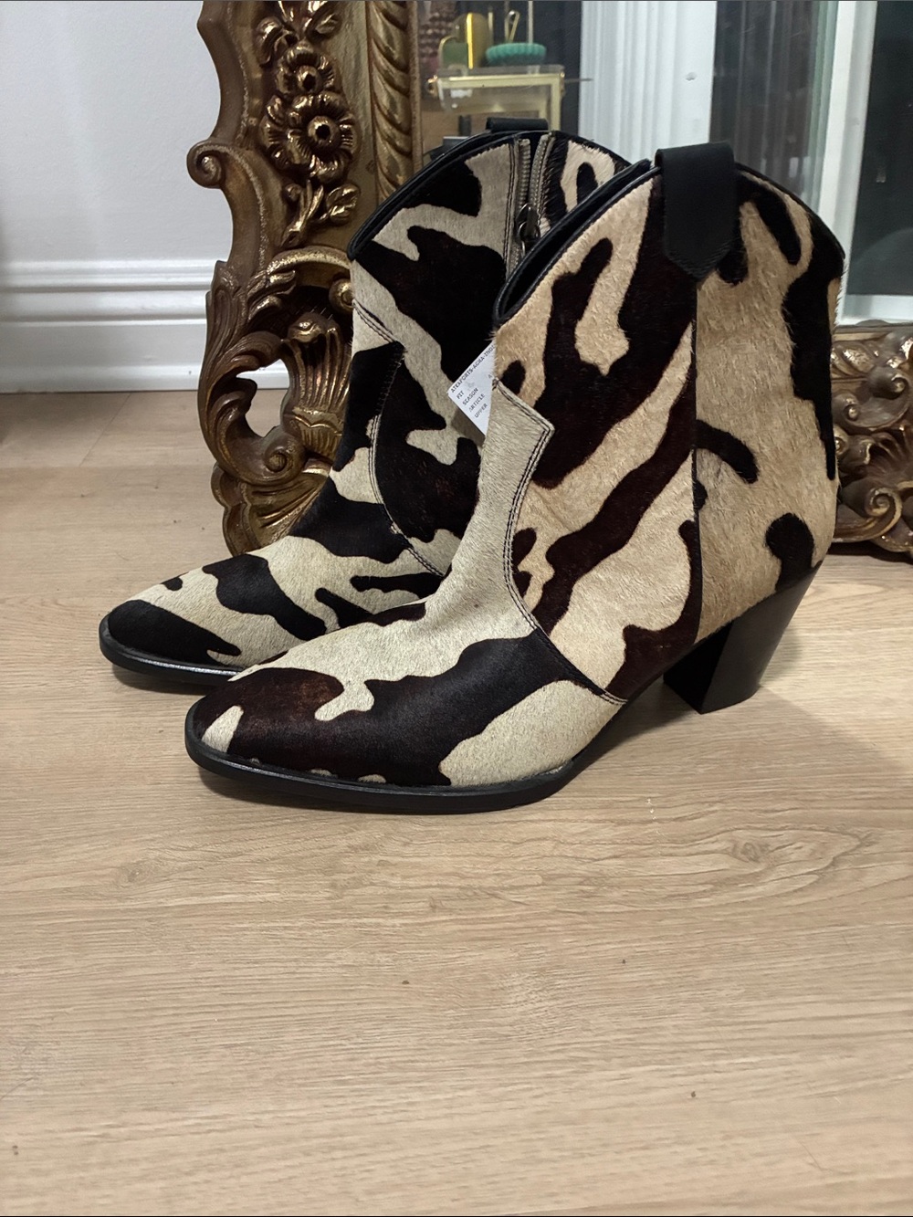 Idyllwind Cow Print Cowboy Boots 11 NWT